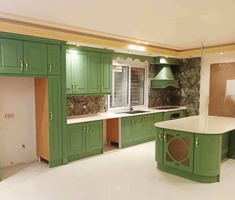 خلاقیت و زیبایی در طراحی کابینت و مصنوعات چوبی